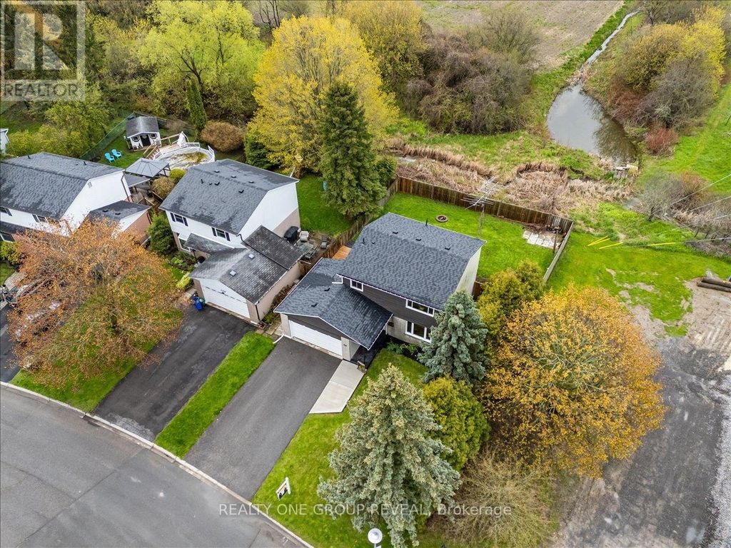 111 Peacock Boulevard, Port Hope