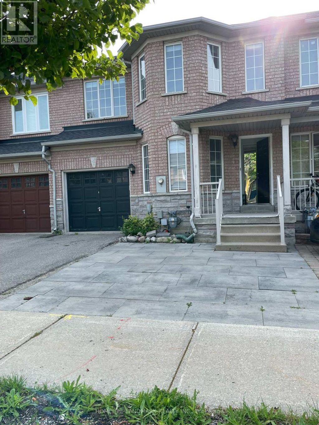 47 Waterton Crescent, Richmond Hill (langstaff)