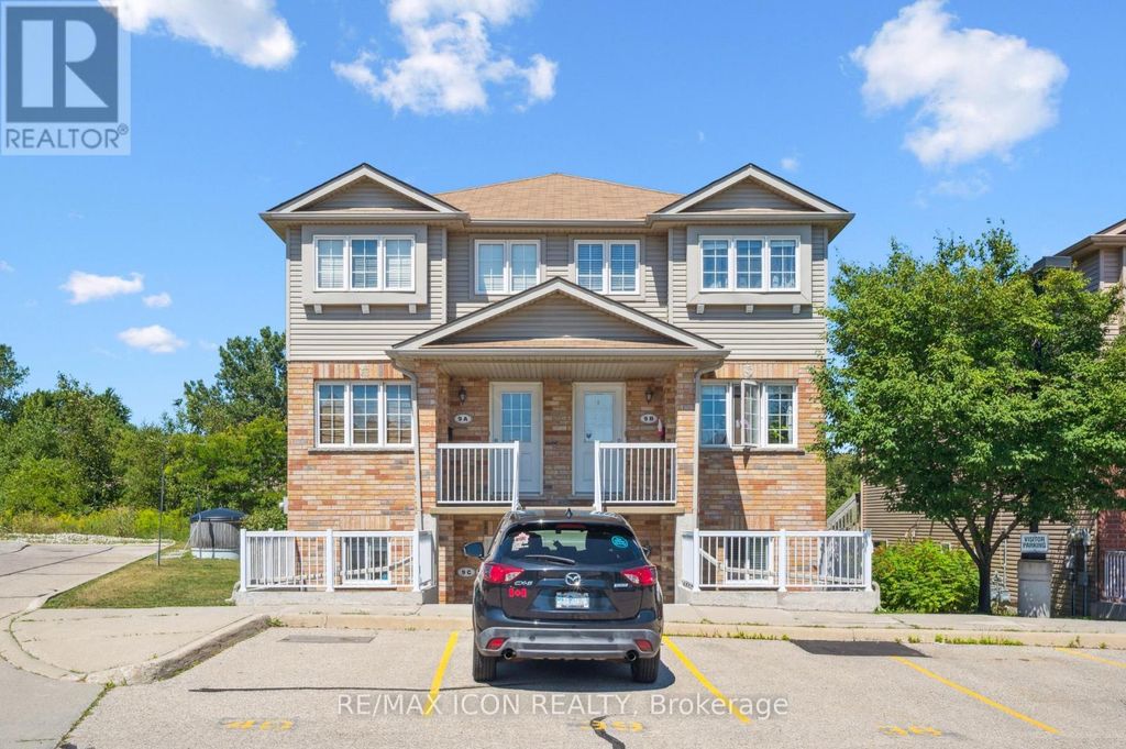 9d - 50 Howe Drive, Kitchener