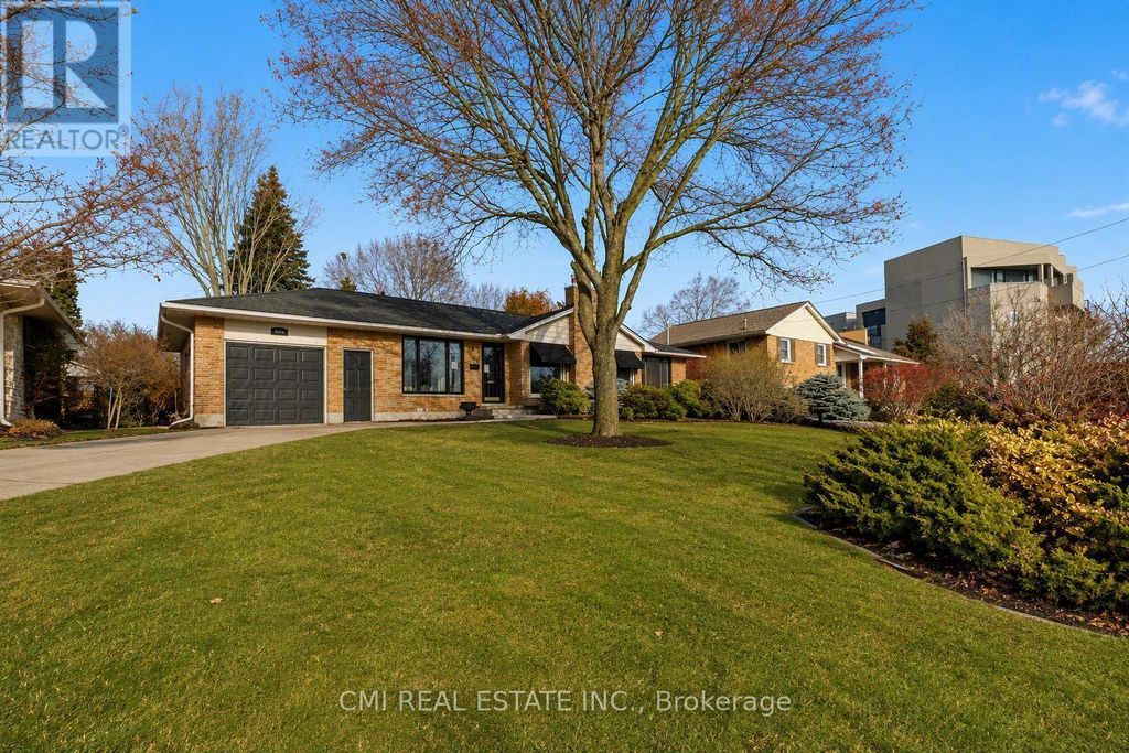 645 Riverside Drive, London North (north P)