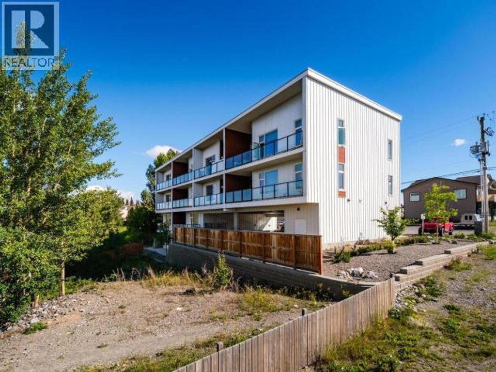 202-20 Wann Road, Whitehorse