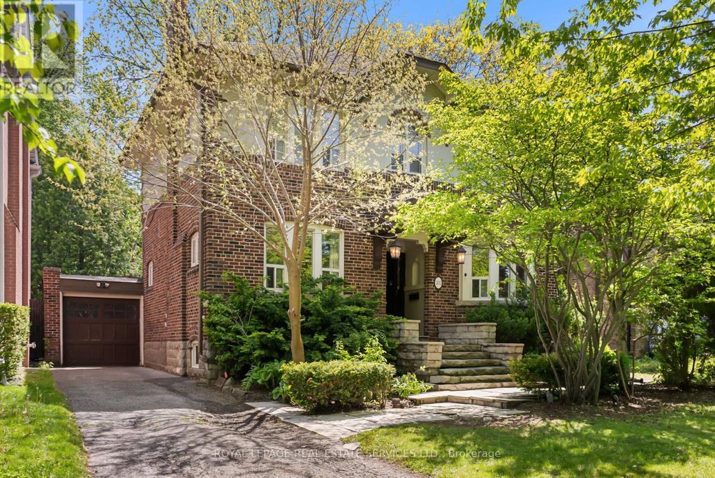 202 Dinnick Crescent, Toronto (lawrence Park South)