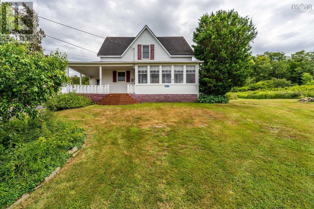 4834 Shore Road W, Parkers Cove