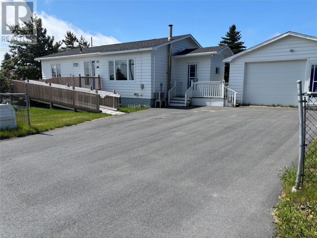 12-14 Barnes Road, Bay Roberts