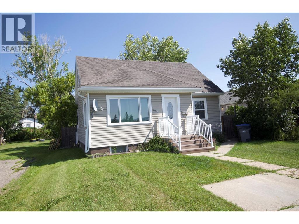 904 107 Avenue, Dawson Creek
