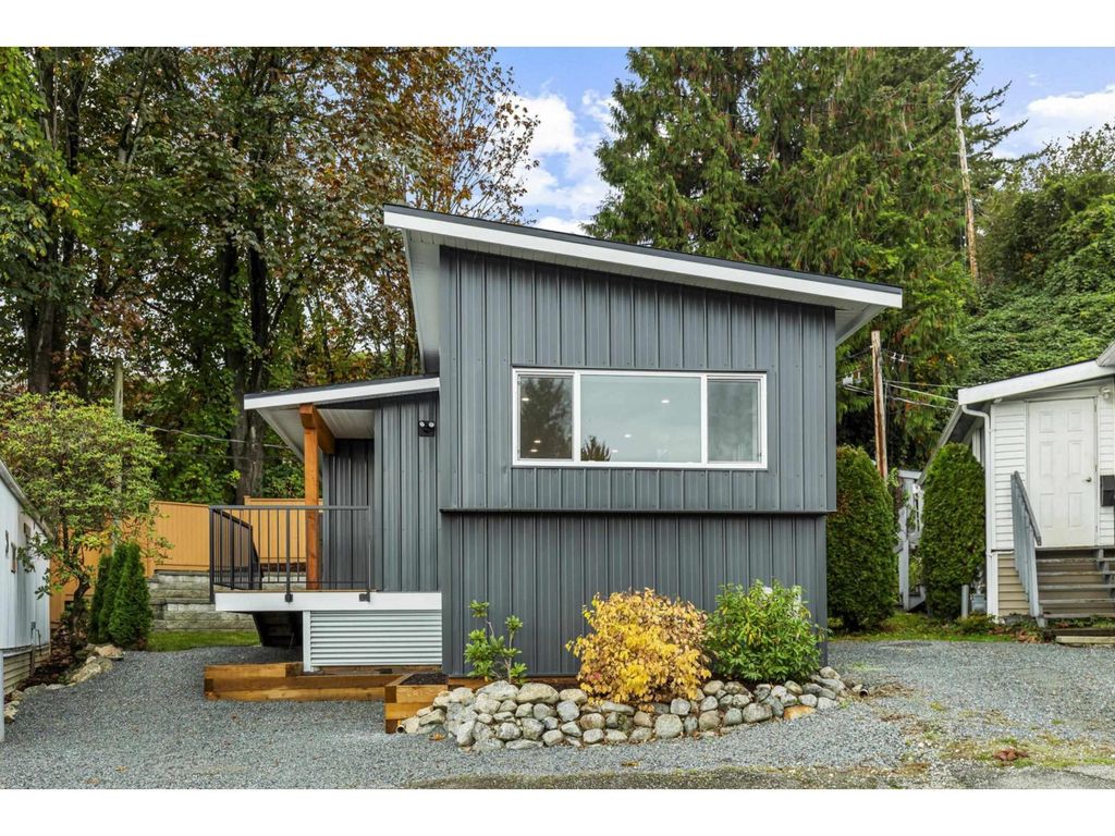 10 34519 Lougheed Highway, Mission