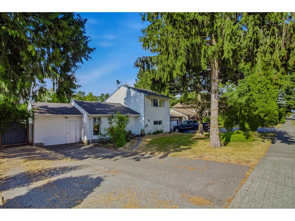 26549 32 Avenue, Langley