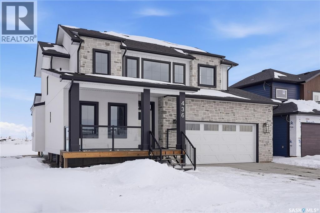 436 Augusta Boulevard, Warman