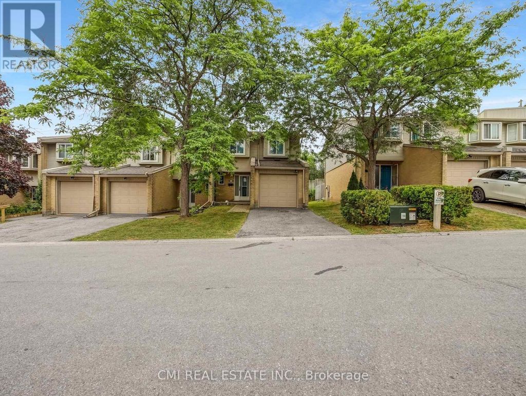 24 - 29 Paulander Drive, Kitchener