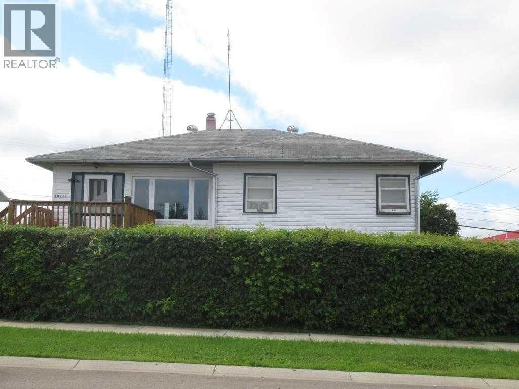 10211 102 Avenue, Lac La Biche