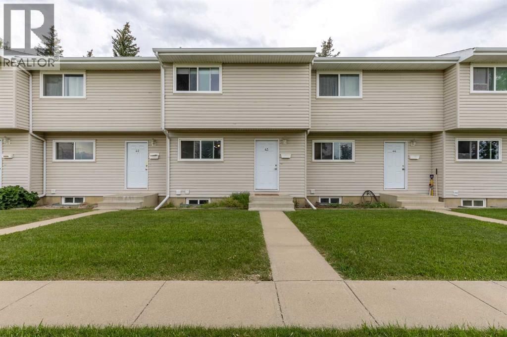 43, 55 Lemoyne Crescent W, Lethbridge
