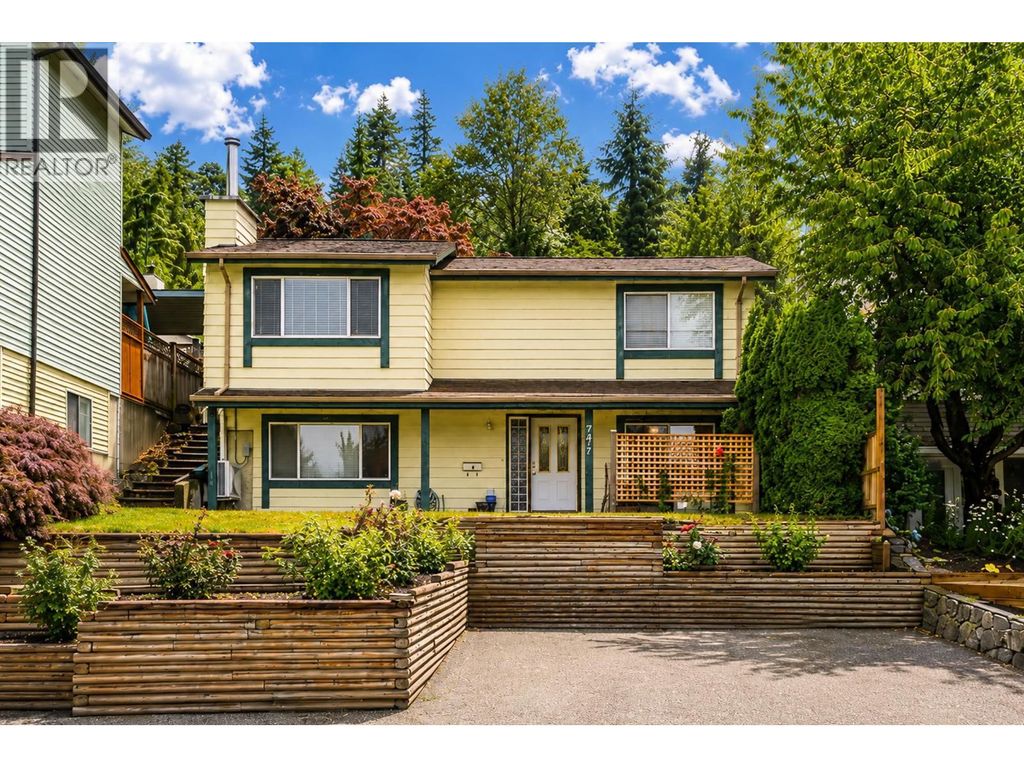 772 Appleyard Court, Port Moody