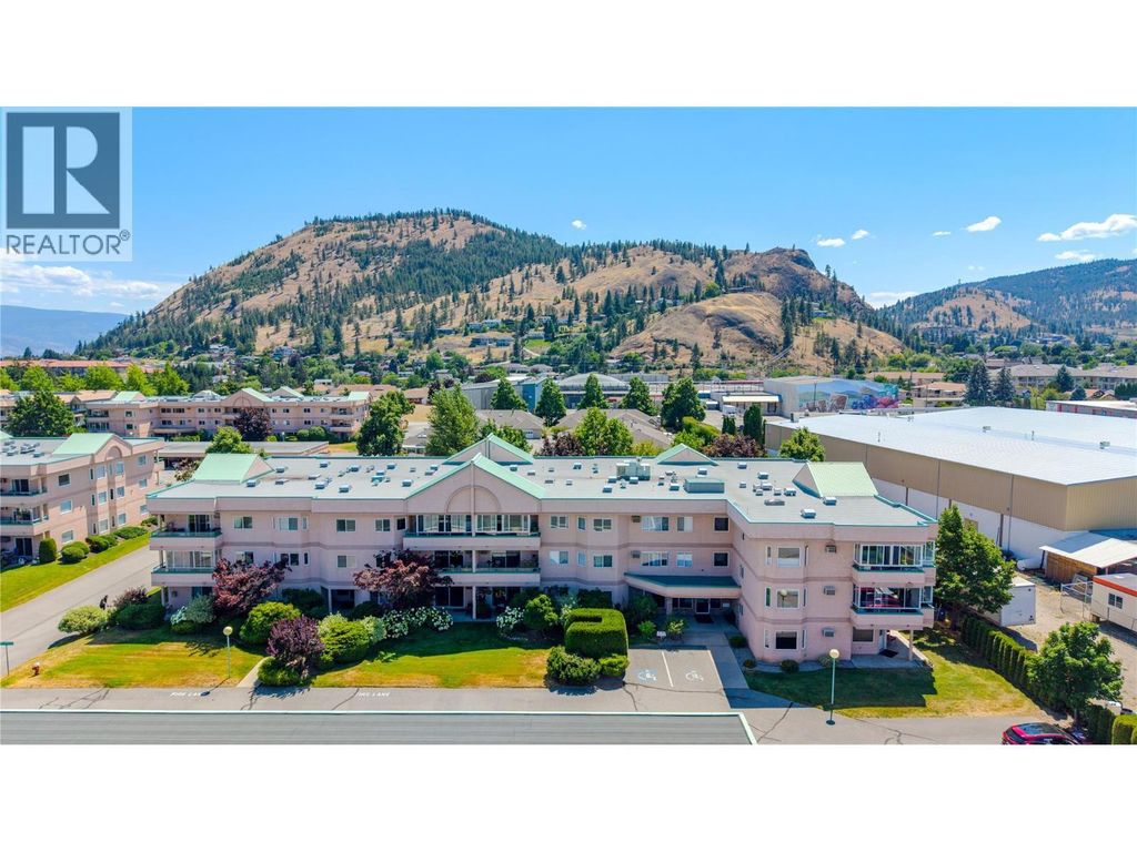 8907 Pineo Court Unit# 306, Summerland