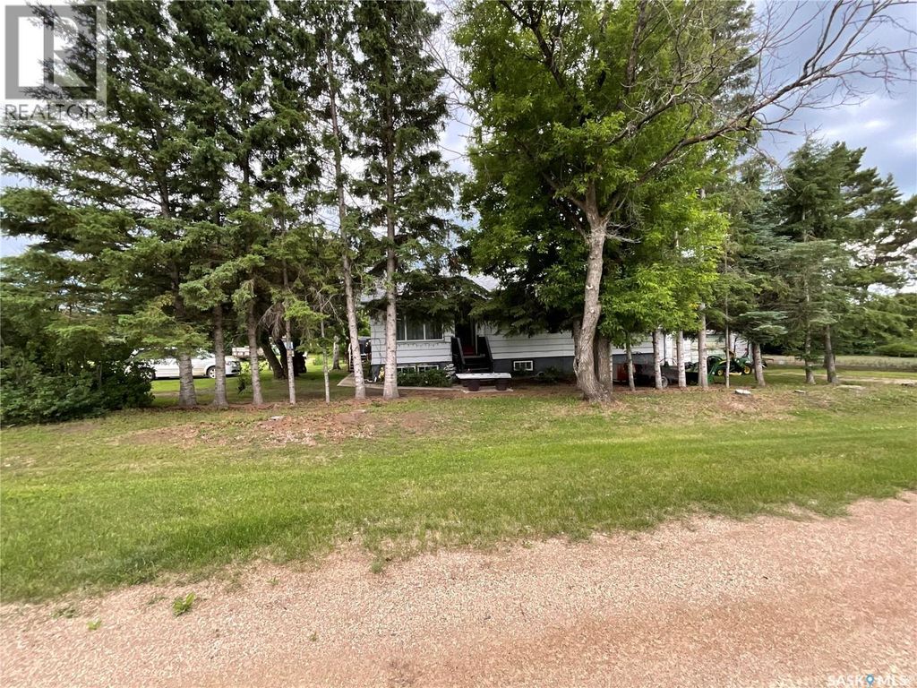 117 First Street E, Invergordon Rm No. 430