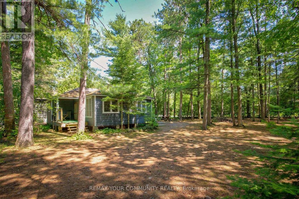 341 Tiny Beaches Road N, Tiny