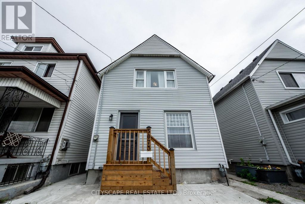 5073 Kitchener Street, Niagara Falls (clifton Hill)