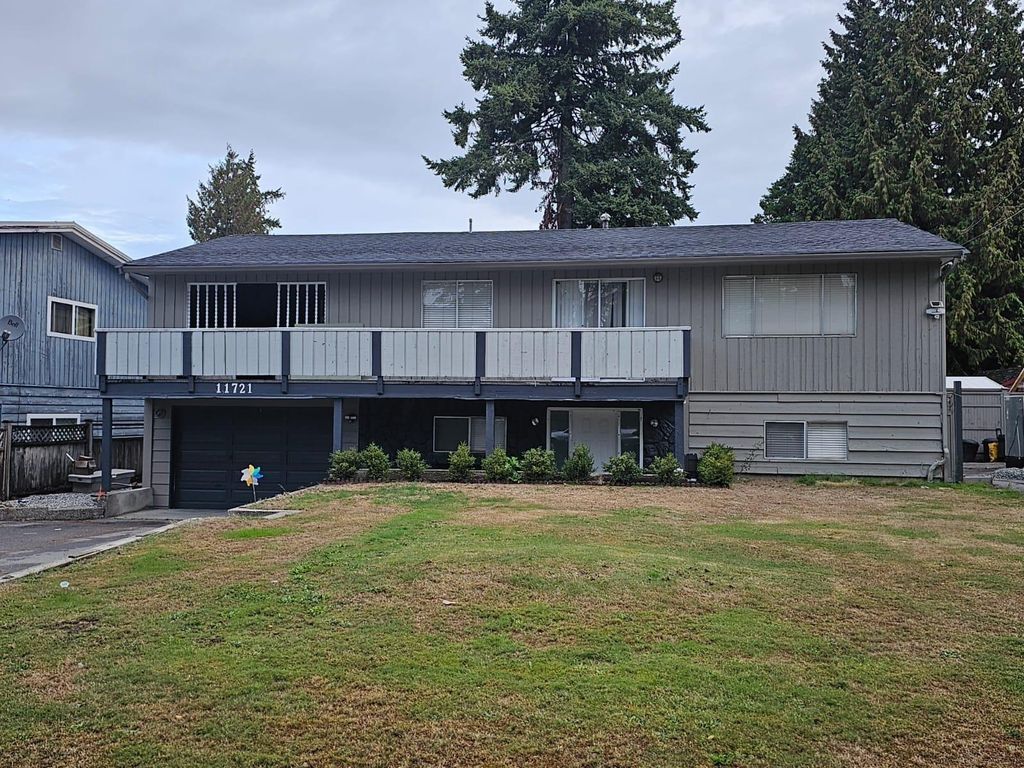 11721 79a Avenue, Delta
