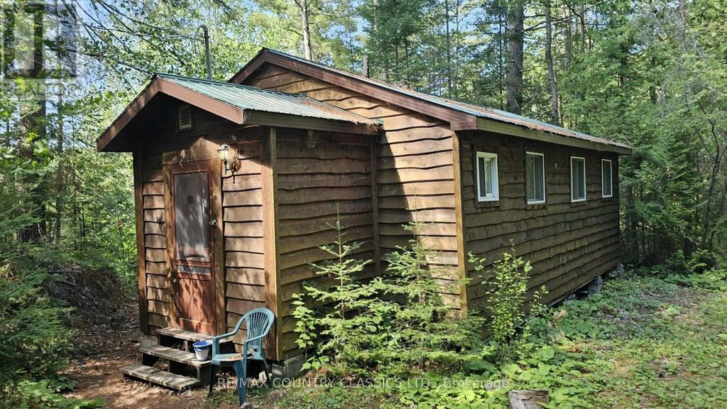 474a Spectacle Lake Road, Madawaska Valley