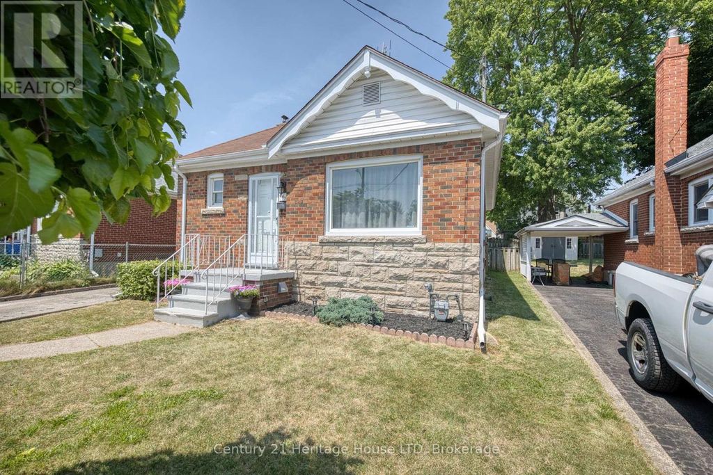 6477 Barker Street, Niagara Falls (dorchester)