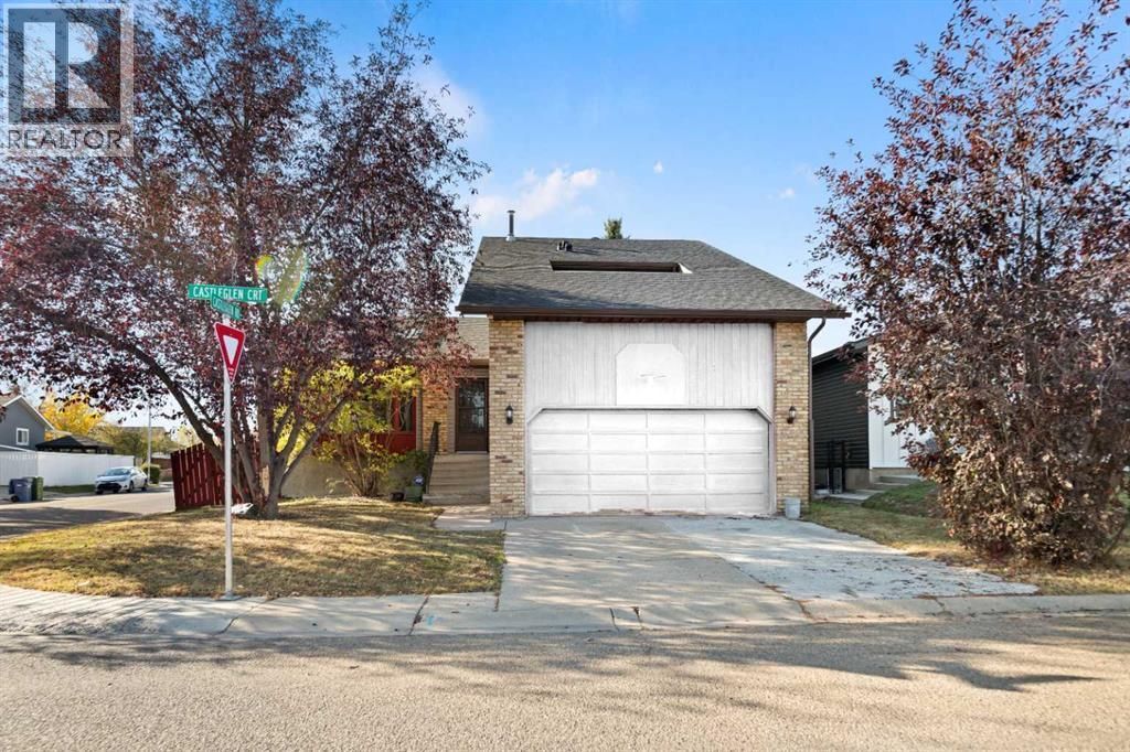 48 Castleglen Court Ne, Calgary