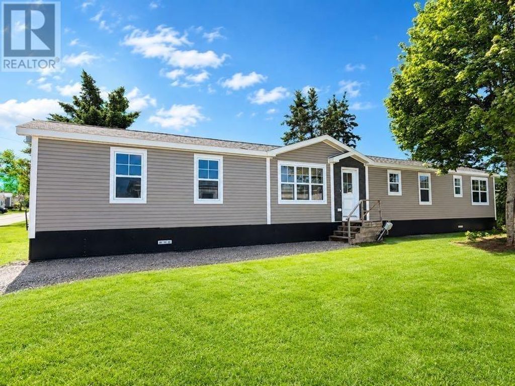 15 Wolfe Avenue, Cornwall