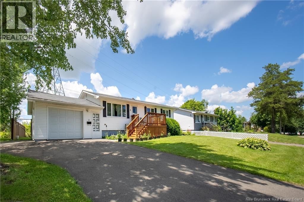 2 Manchester Crescent, Riverview