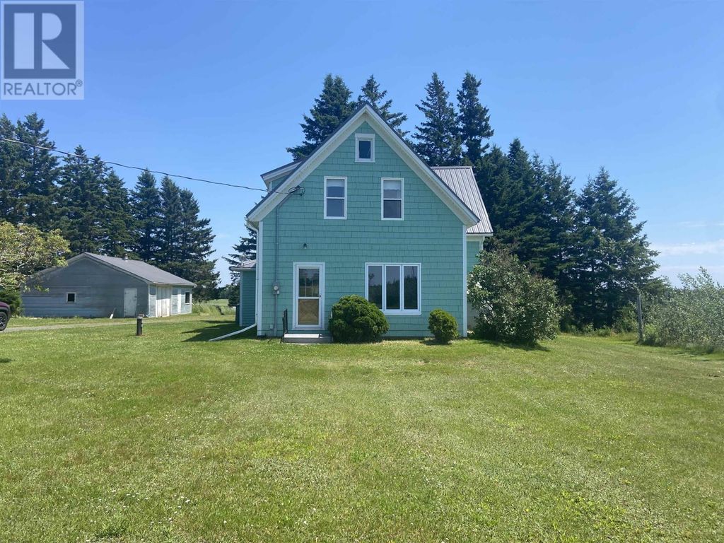 760 Baltic Road, East Baltic