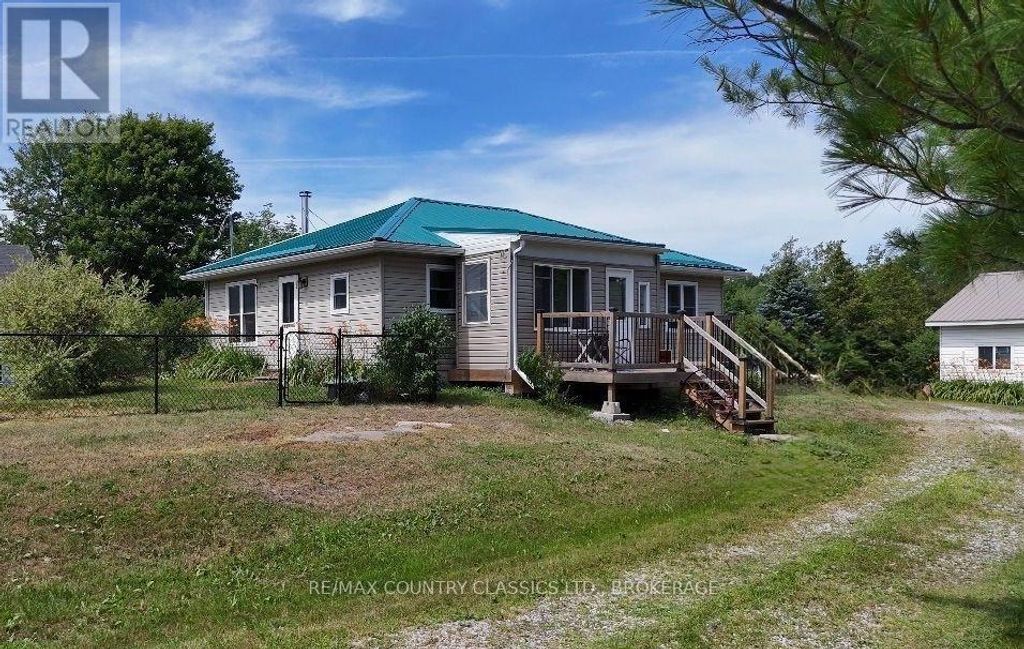 10131 Highway 41, Addington Highlands (addington Highlands)