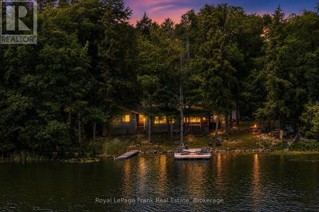 442 Island 7 Stoney Lake, Douro-Dummer
