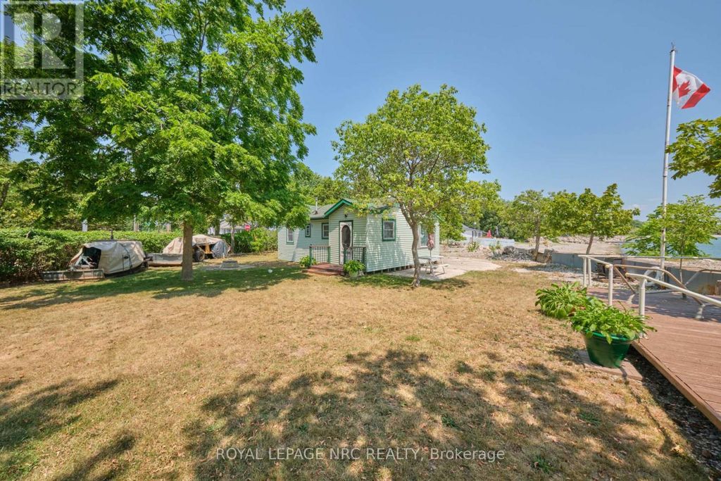 5 Mohawk Point Road, Haldimand