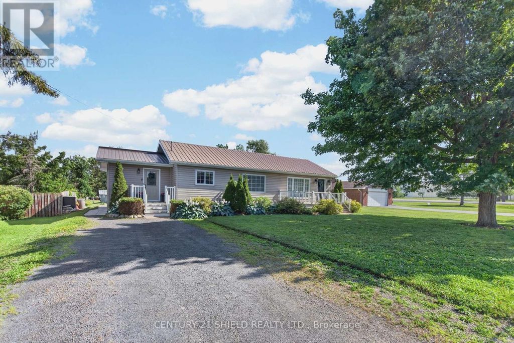 16316 Jenkins Road, South Stormont