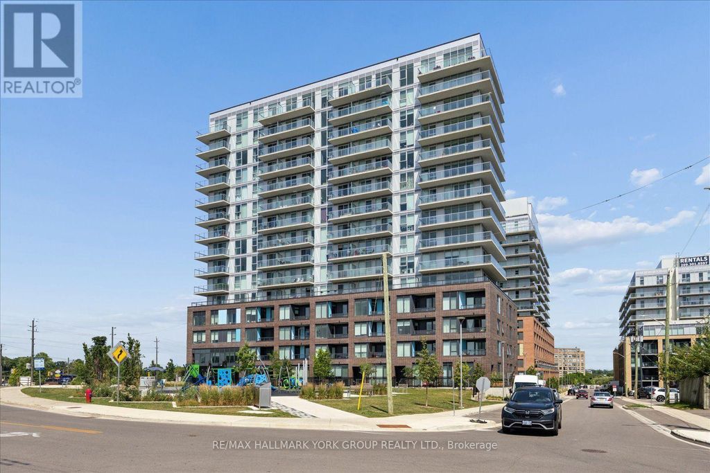 420 - 185 Deerfield Road, Newmarket (central Newmarket)