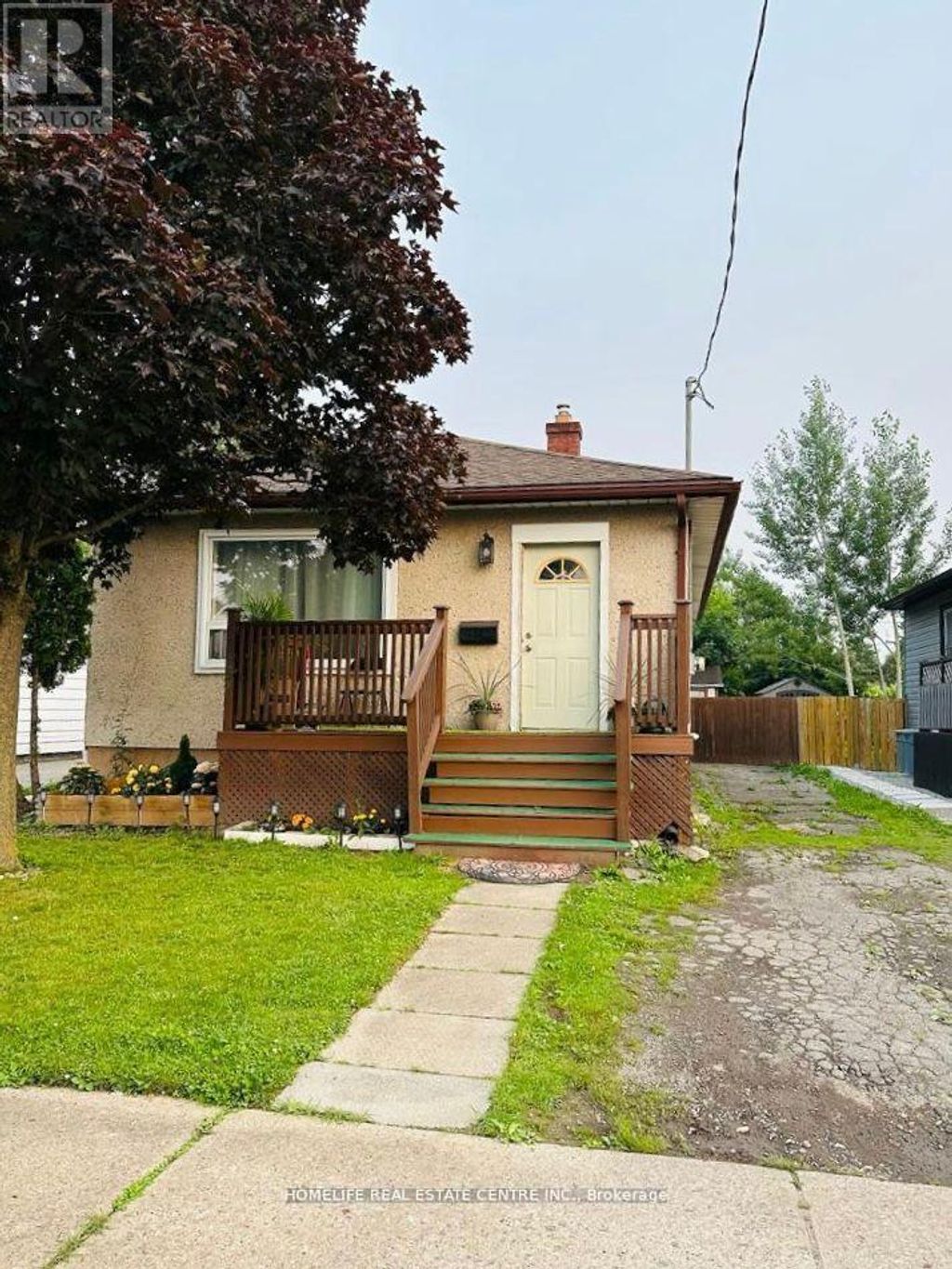 10 Parkwood Drive, St. Catharines (secord Woods)