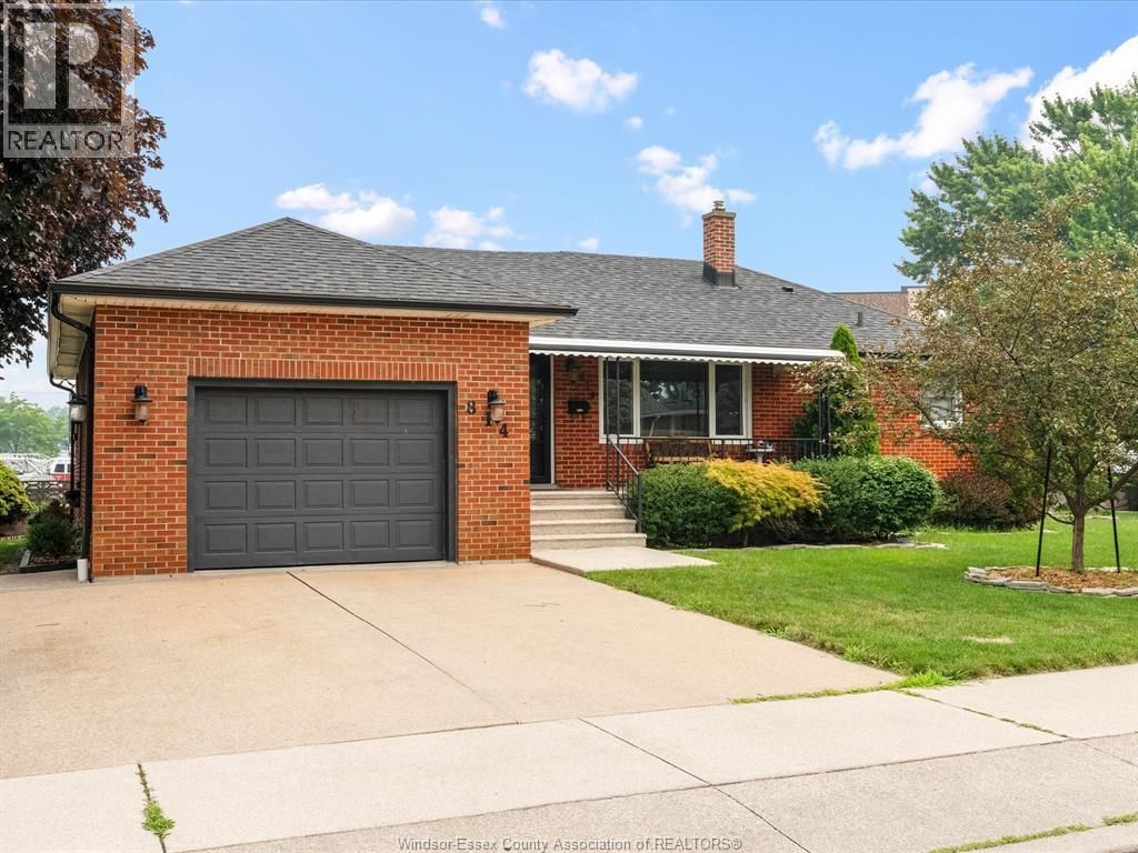814 Watson Avenue, Windsor