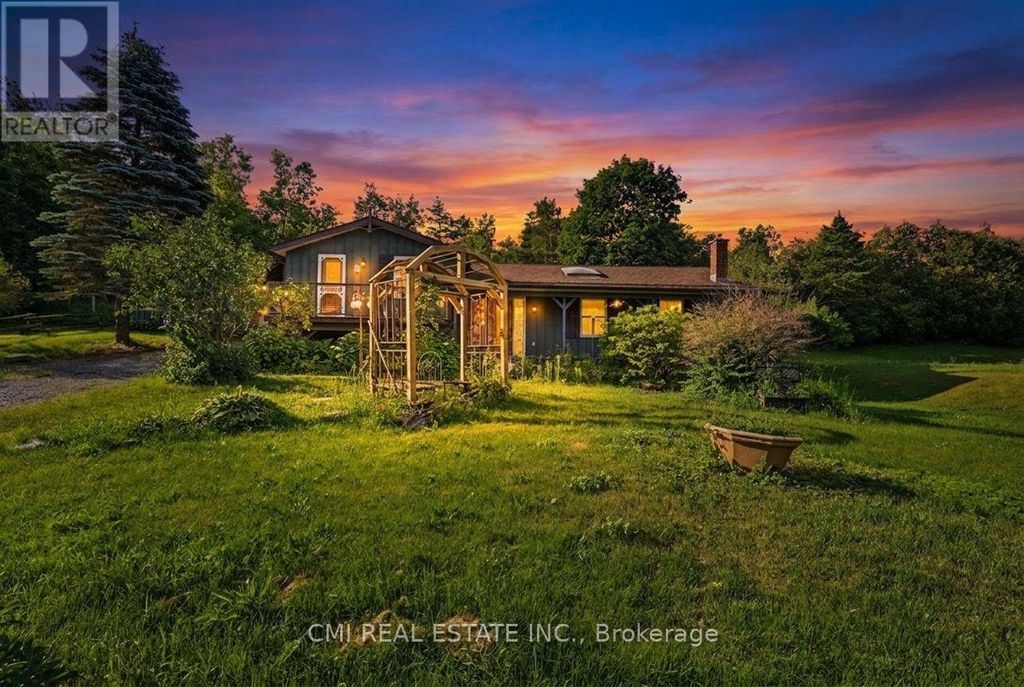 8 Jakeman Street, Kawartha Lakes (manvers)