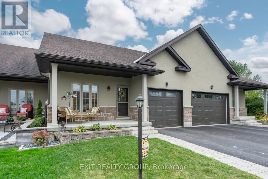 52 Aletha Drive, Prince Edward County (wellington Ward)