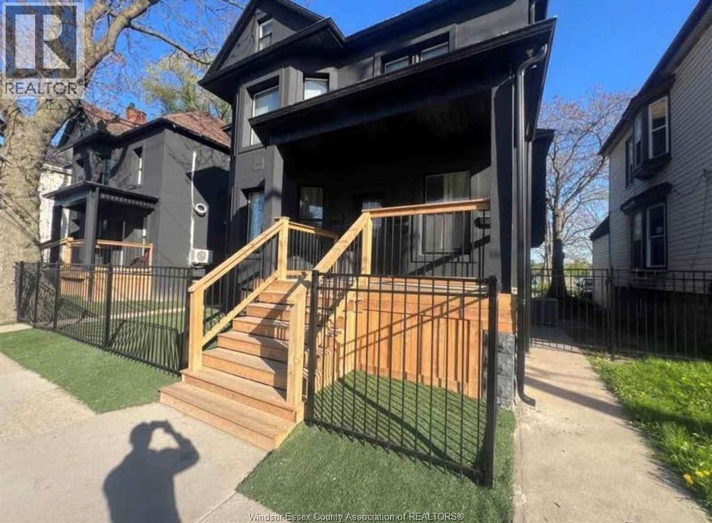 429 Wyandotte Unit# Lower, Windsor