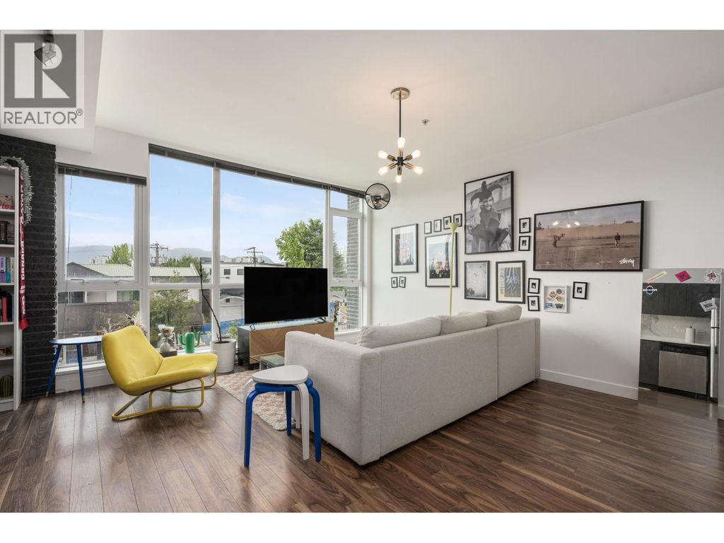 208 2511 Quebec Street, Vancouver