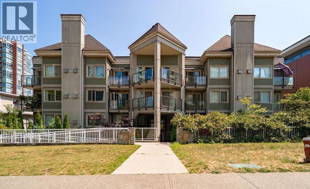 301 210 Carnarvon Street, New Westminster