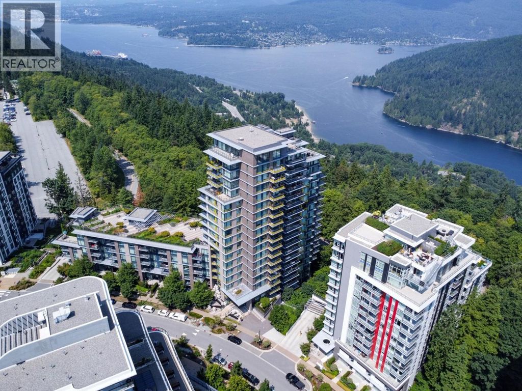 909 8850 University Crescent, Burnaby