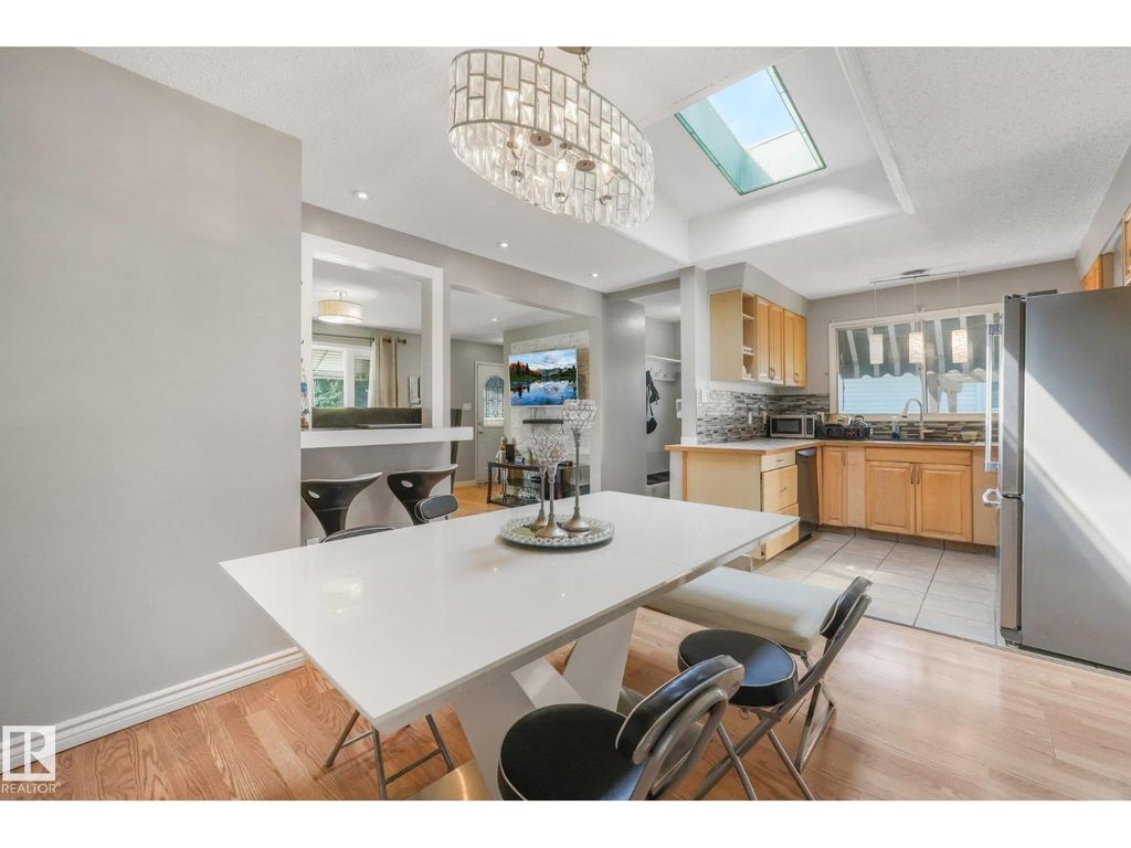 5914 91 Av Nw, Edmonton