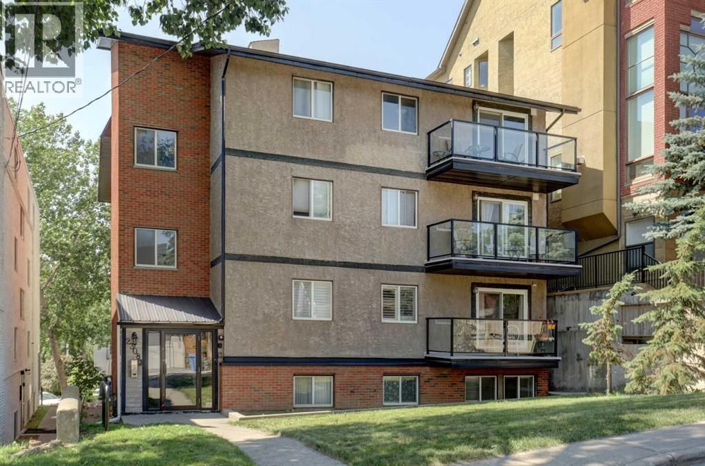 302, 2308 17b Street Sw, Calgary