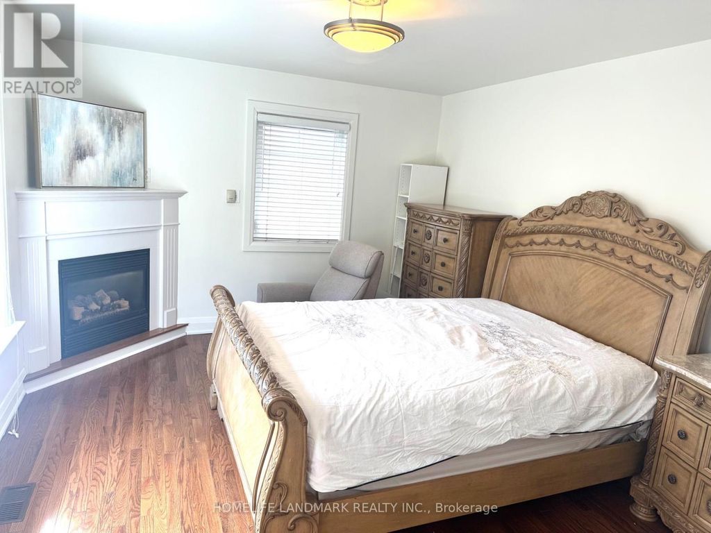 95 Poyntz Avenue, Toronto (lansing-Westgate)