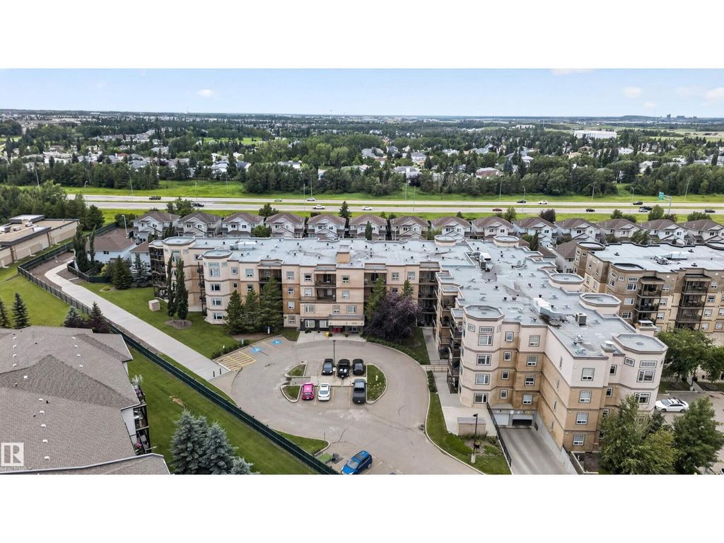 #212 2035 Grantham Ct Nw, Edmonton