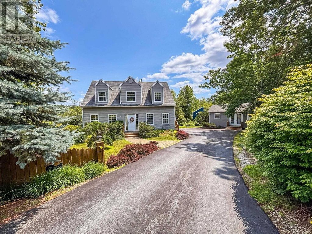 6 Stanford Lake Road, Chester