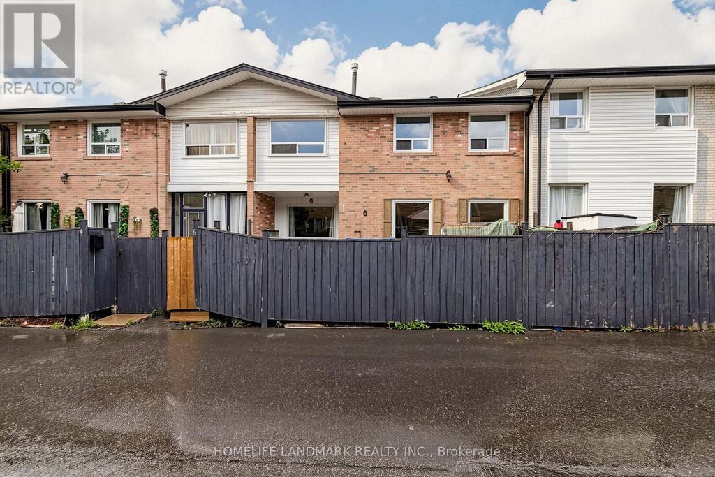 6 - 61 Ardglen Drive, Brampton (brampton East)