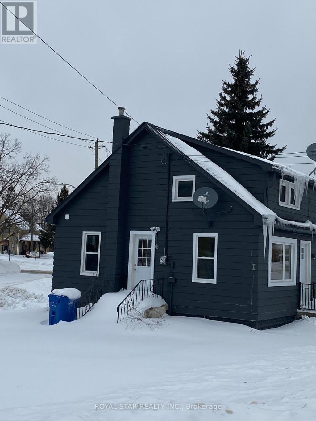582 Garafraxa Street S, West Grey