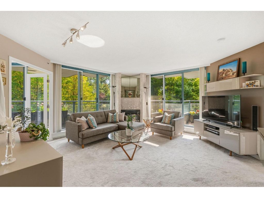 203 13353 108 Avenue, Surrey