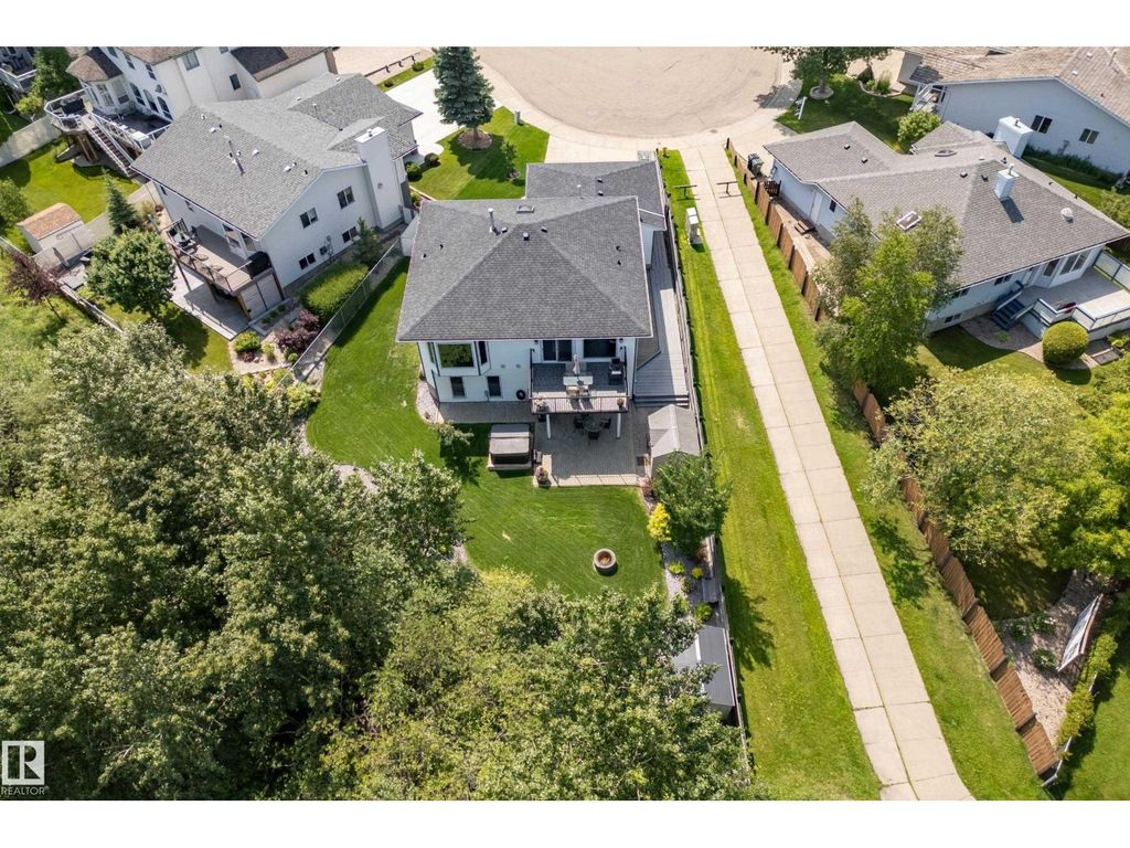 75 Charlton Cr, Sherwood Park
