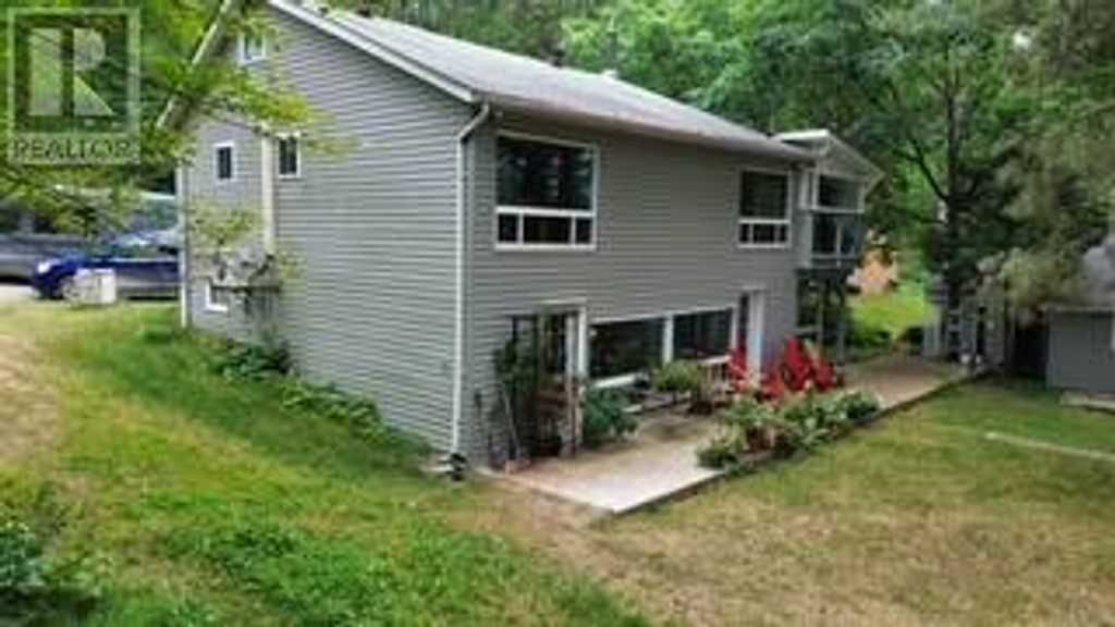 259 Ashigami Road E, Wahnapitae